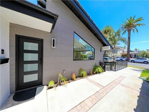 503  Marguerite  , Corona del Mar, CA