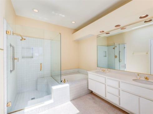3741  Geranium  , Corona del Mar, CA