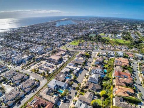 3741  Geranium  , Corona del Mar, CA