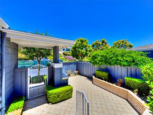 3741  Geranium  , Corona del Mar, CA