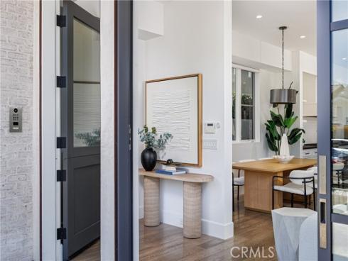 408 Poinsettia Avenue, Corona del Mar, CA