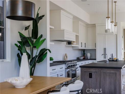 408 Poinsettia Avenue, Corona del Mar, CA