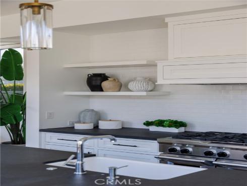 408 Poinsettia Avenue, Corona del Mar, CA
