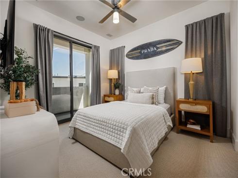 408 Poinsettia Avenue, Corona del Mar, CA