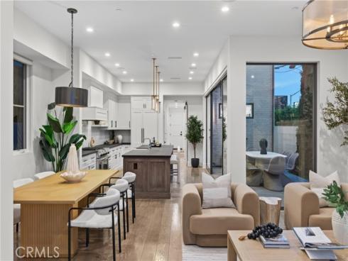 408 Poinsettia Avenue, Corona del Mar, CA