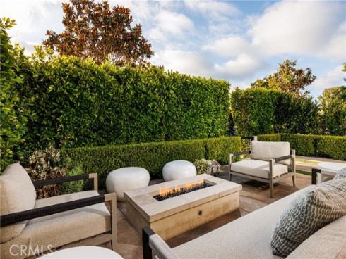 408 Poinsettia Avenue, Corona del Mar, CA