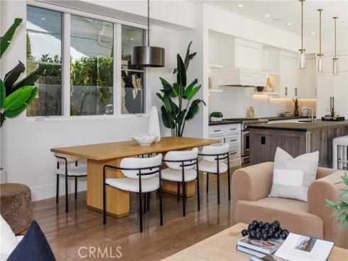408 Poinsettia Avenue, Corona del Mar, CA