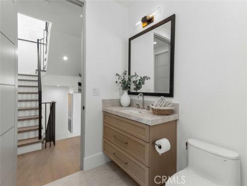 611 Marguerite B Avenue, Corona del Mar, CA