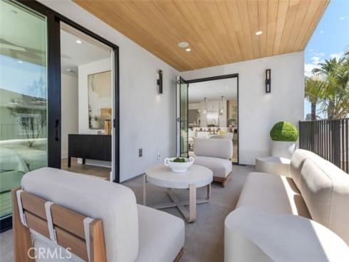 611 Marguerite B Avenue, Corona del Mar, CA