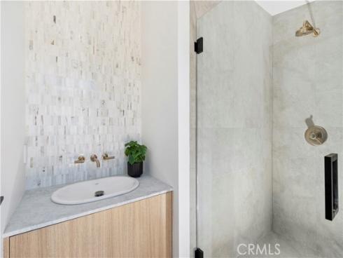 1120  White Sails   Way, Corona del Mar, CA