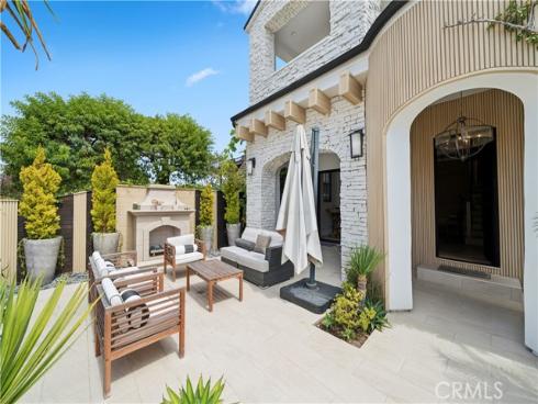 312  Carnation   Avenue, Corona del Mar, CA
