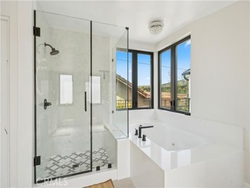 312  Carnation   Avenue, Corona del Mar, CA