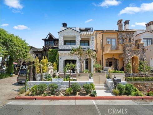 312  Carnation   Avenue, Corona del Mar, CA