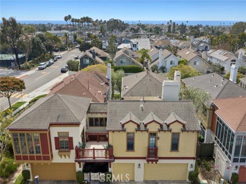 2741  Bungalow  , Corona del Mar, CA