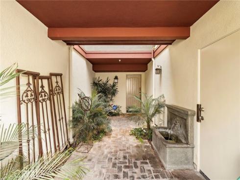 2741  Bungalow  , Corona del Mar, CA