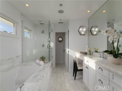 433  Seaward  , Corona del Mar, CA
