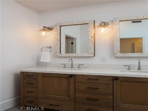 433  Seaward  , Corona del Mar, CA