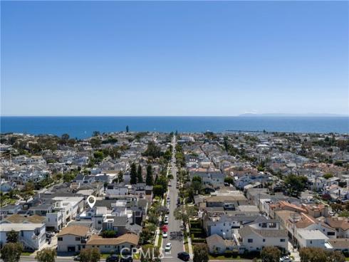 716  Orchid   Avenue, Corona del Mar, CA