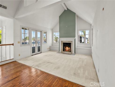 700  Goldenrod  , Corona del Mar, CA