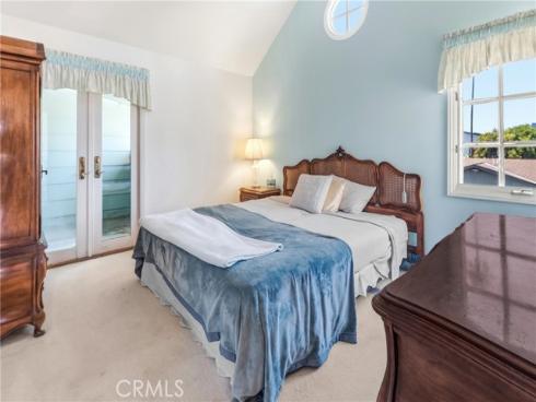 700  Goldenrod  , Corona del Mar, CA