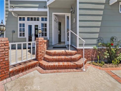 700  Goldenrod  , Corona del Mar, CA
