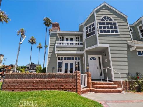 700  Goldenrod  , Corona del Mar, CA