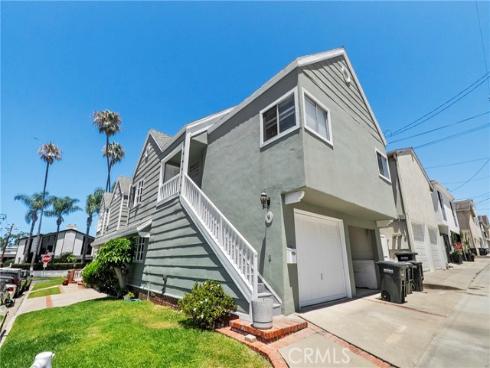 700  Goldenrod  , Corona del Mar, CA