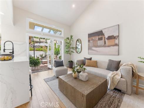 10  Maritime  , Corona del Mar, CA