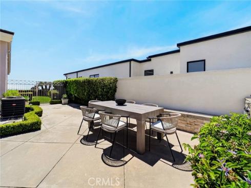 4807 Surrey Drive, Corona del Mar, CA