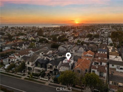 713  Larkspur   Avenue, Corona del Mar, CA