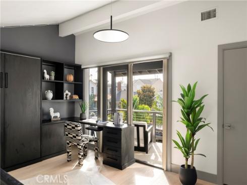 428 Heliotrope Avenue, Corona del Mar, CA