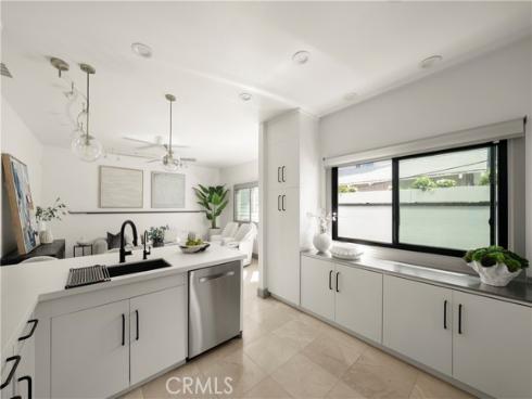 428 Heliotrope Avenue, Corona del Mar, CA