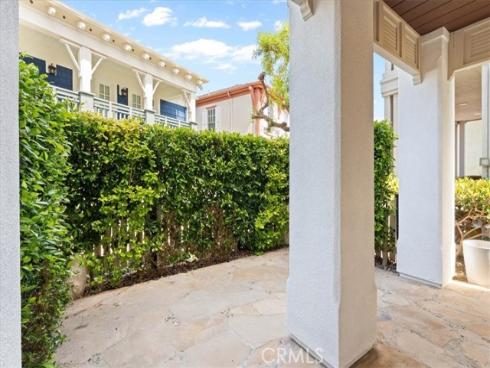 2534 Bungalow Place, Corona del Mar, CA