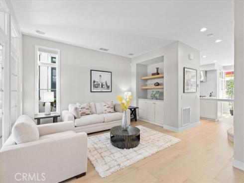 2534 Bungalow Place, Corona del Mar, CA