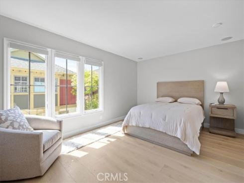 2534 Bungalow Place, Corona del Mar, CA