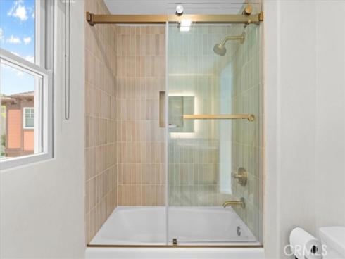 2534 Bungalow Place, Corona del Mar, CA