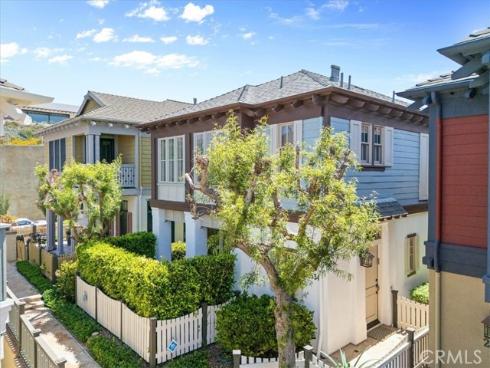 2534 Bungalow Place, Corona del Mar, CA