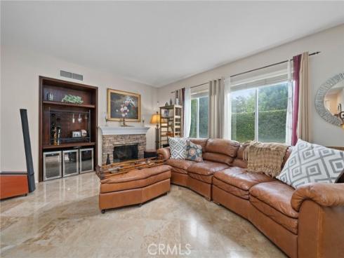 2712  Ashwood  , Costa Mesa, CA