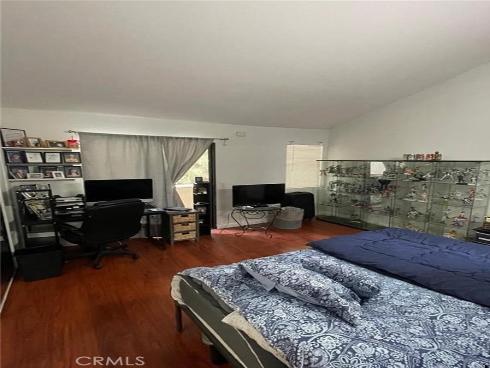 404  Brighton Springs  , Costa Mesa, CA