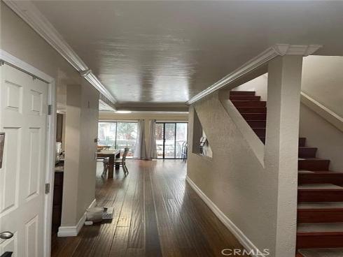 404  Brighton Springs  , Costa Mesa, CA