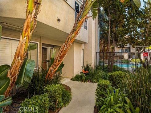 421  Bryson Springs  , Costa Mesa, CA