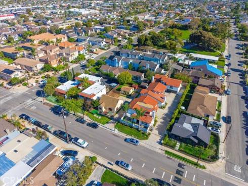 1586  Orange  , Costa Mesa, CA