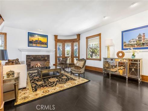 1919  Santa Ana  , Costa Mesa, CA