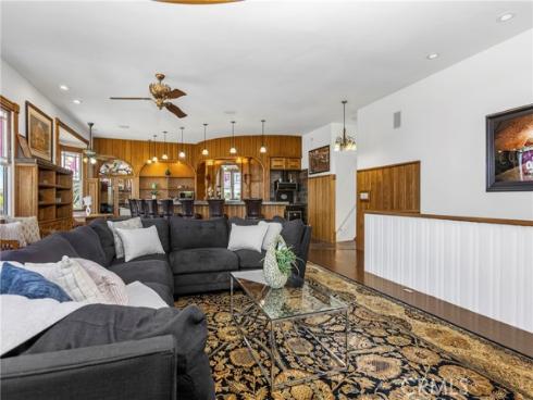 1919  Santa Ana  , Costa Mesa, CA