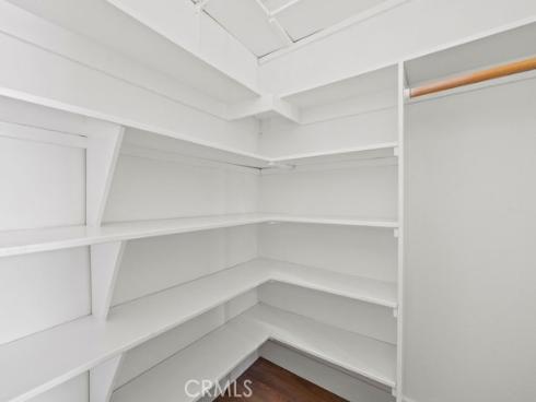 937  Carnation  , Costa Mesa, CA