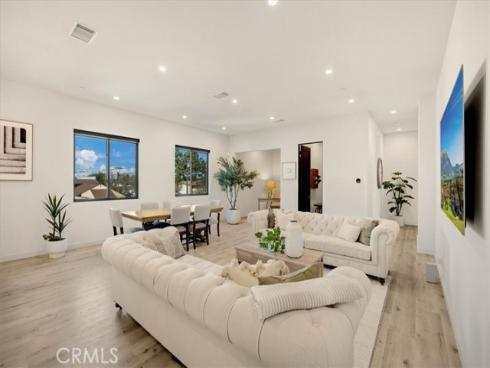 756 W 19th  B  Street, Costa Mesa, CA
