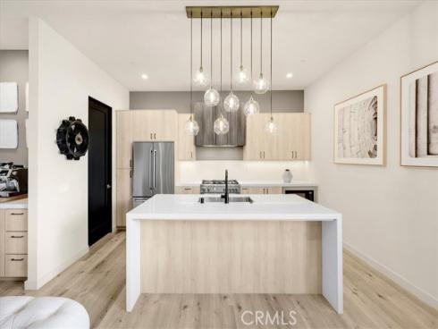 756 W 19th  B  Street, Costa Mesa, CA