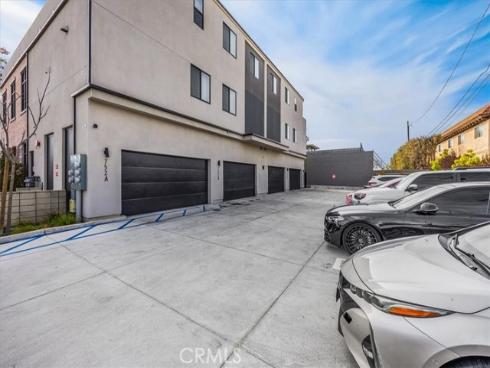 756 W 19th  B  Street, Costa Mesa, CA