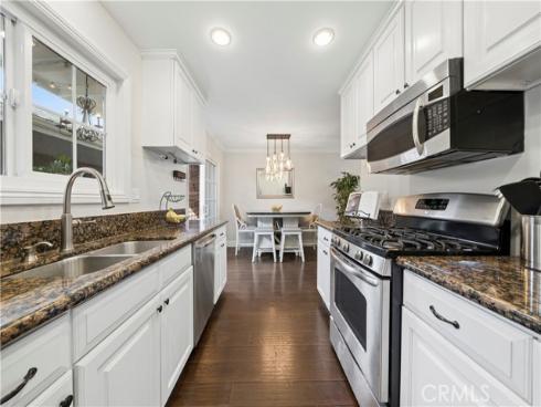 2414  Niagara  , Costa Mesa, CA