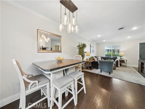 2414  Niagara  , Costa Mesa, CA